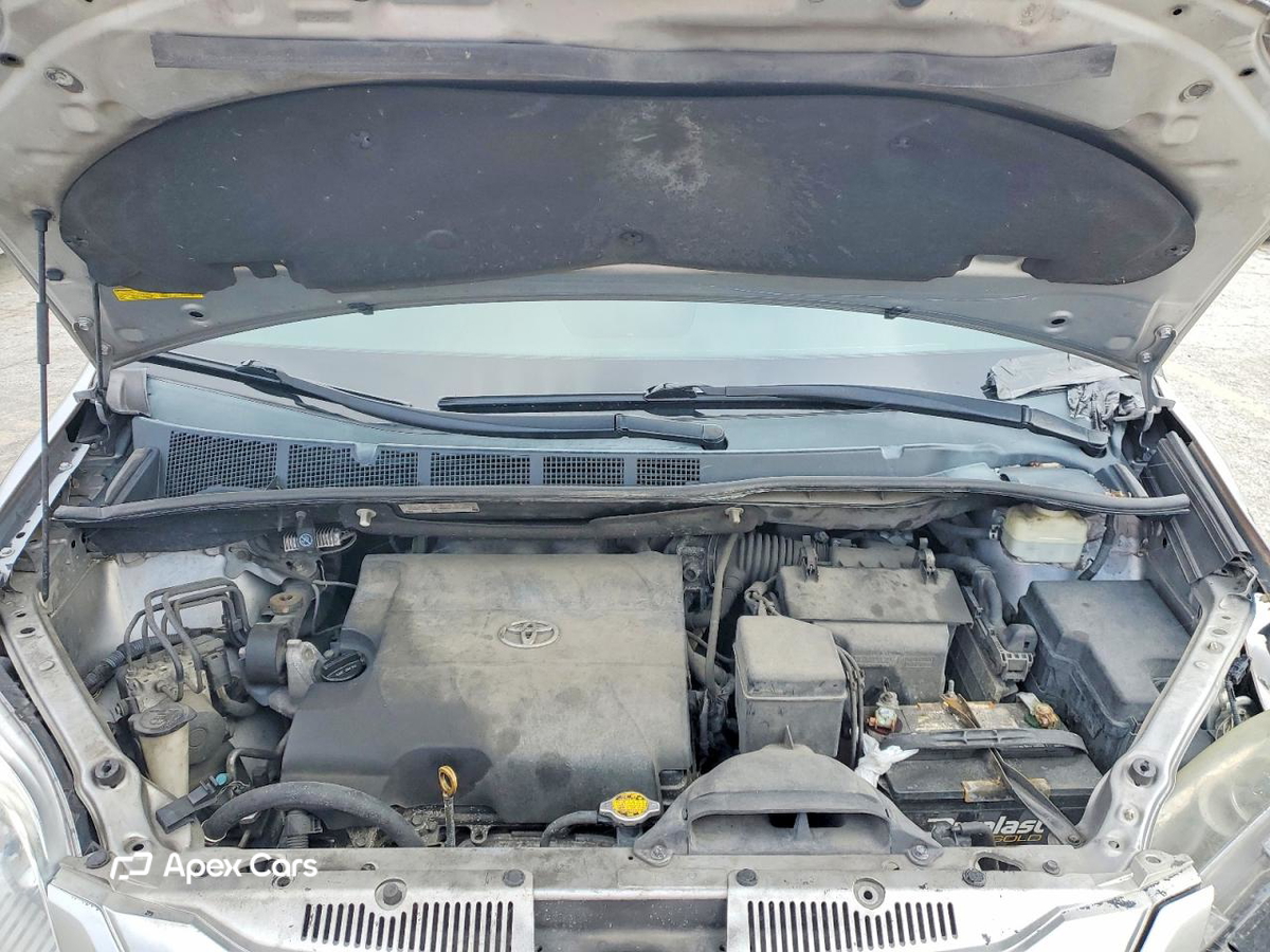 Toyota Sienna 2016