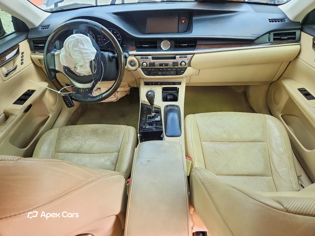 Lexus ES 2013
