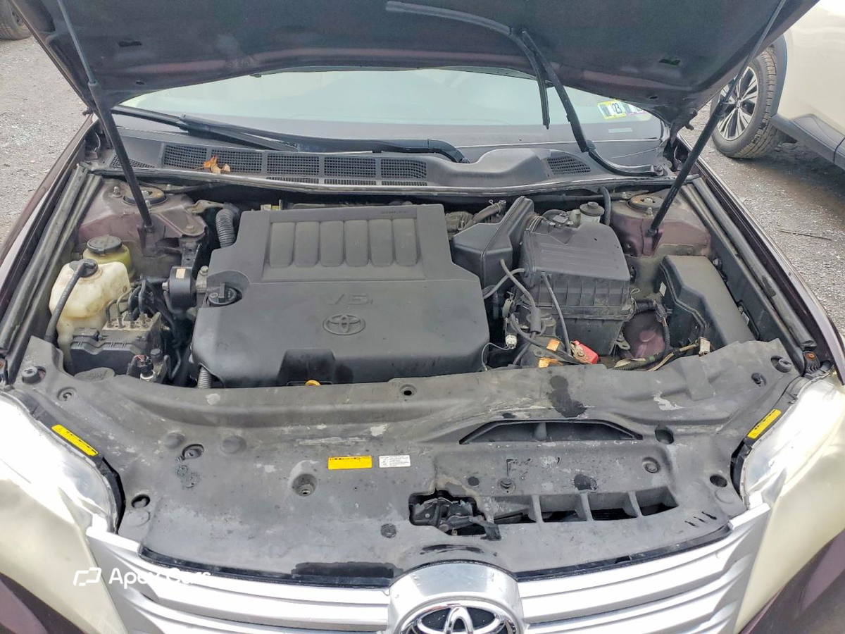 Toyota Avalon 2012