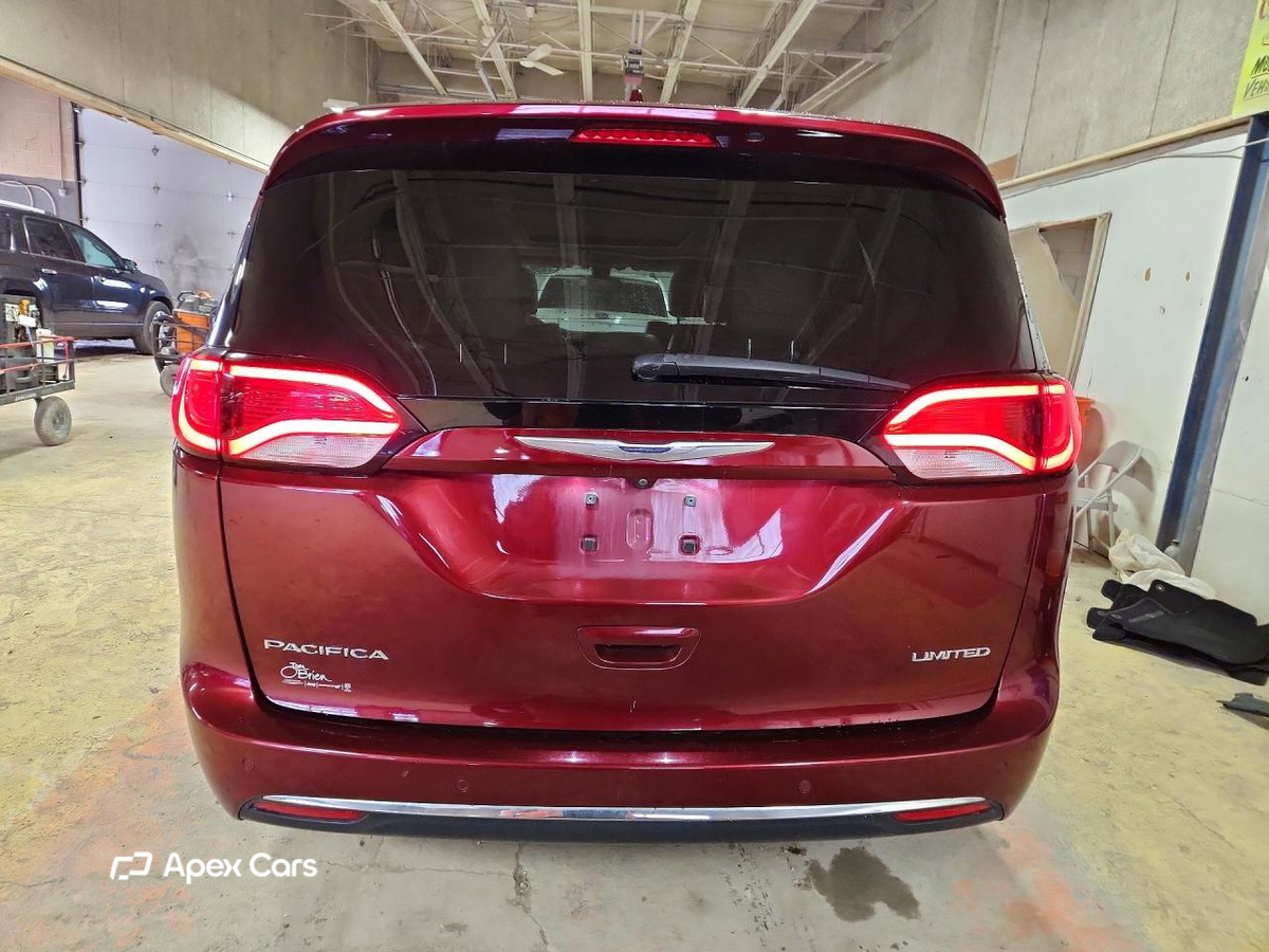 Chrysler Pacifica 2017