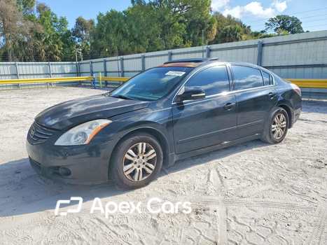 Nissan Altima 2010 - Image 1 of 12