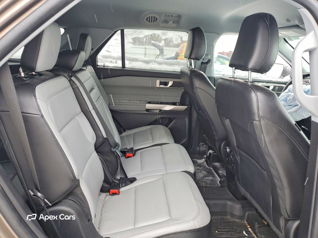 Ford Explorer 2021