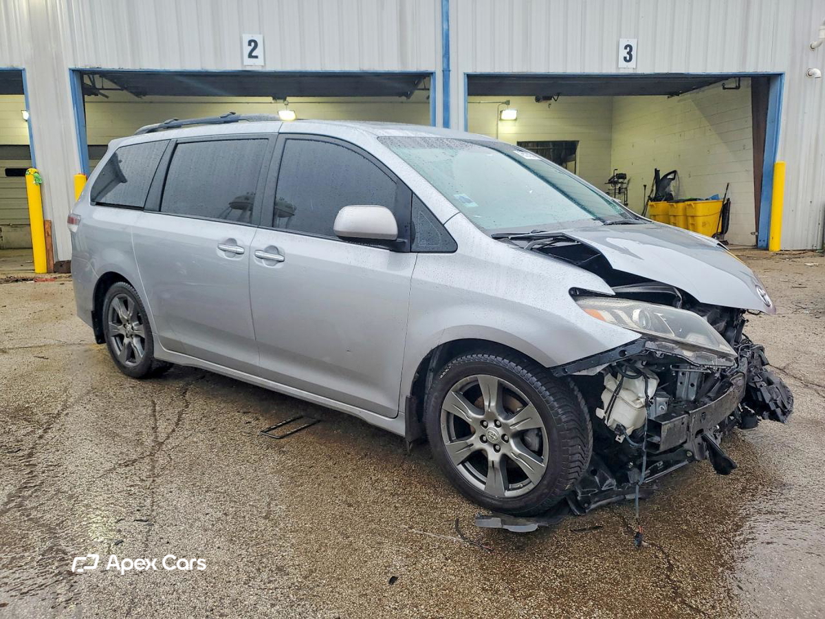 Toyota Sienna 2017