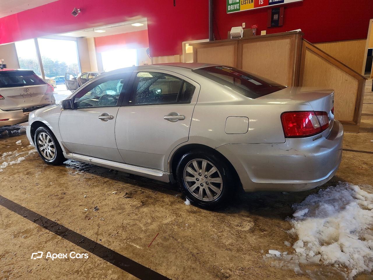Mitsubishi Galant 2010