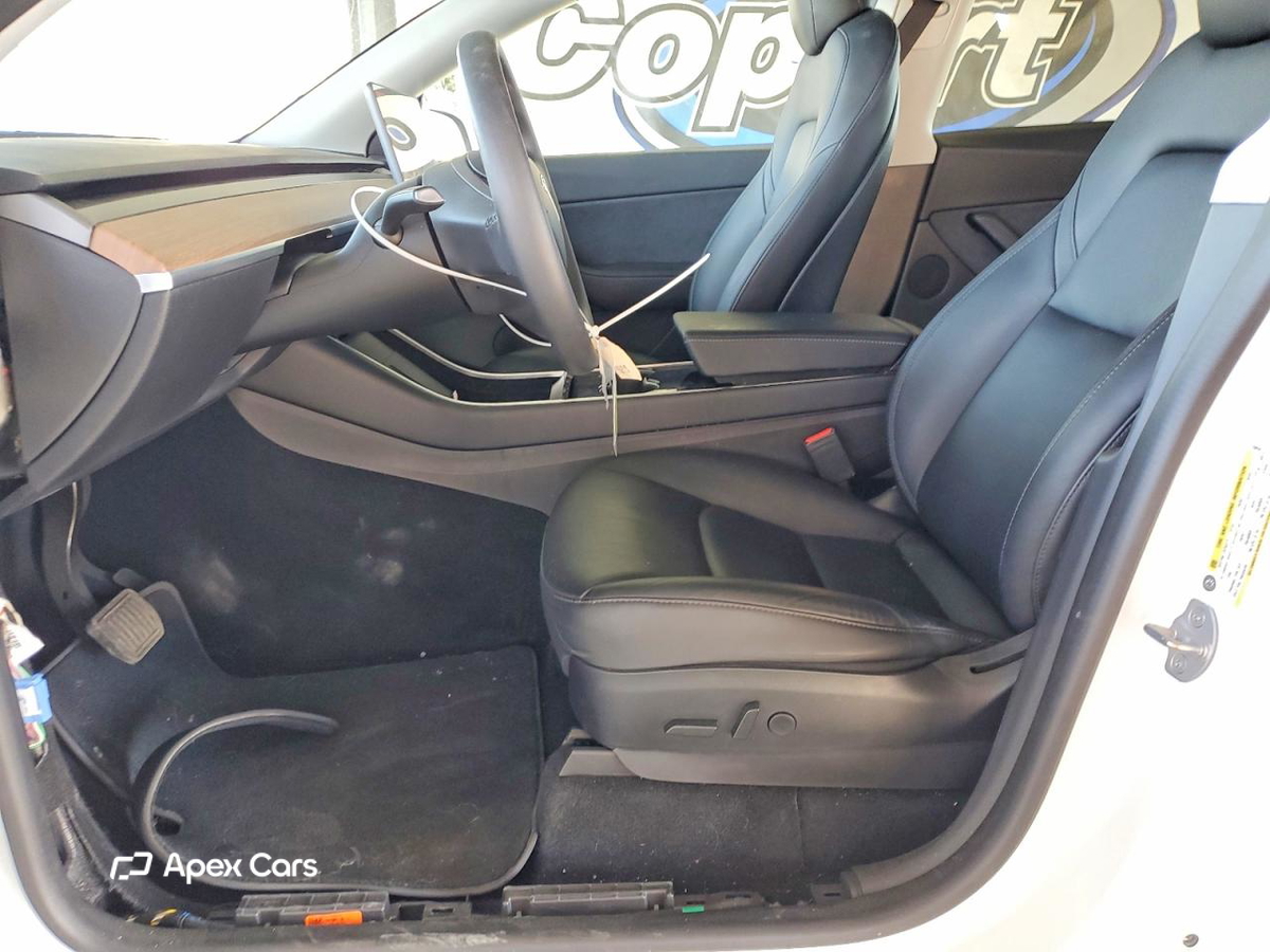 Tesla Model Y 2020
