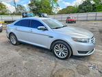 Ford Taurus 2016