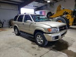 Nissan Pathfinder 2000