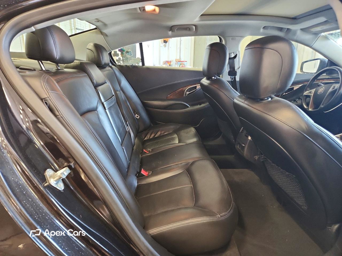 Buick LaCrosse 2012