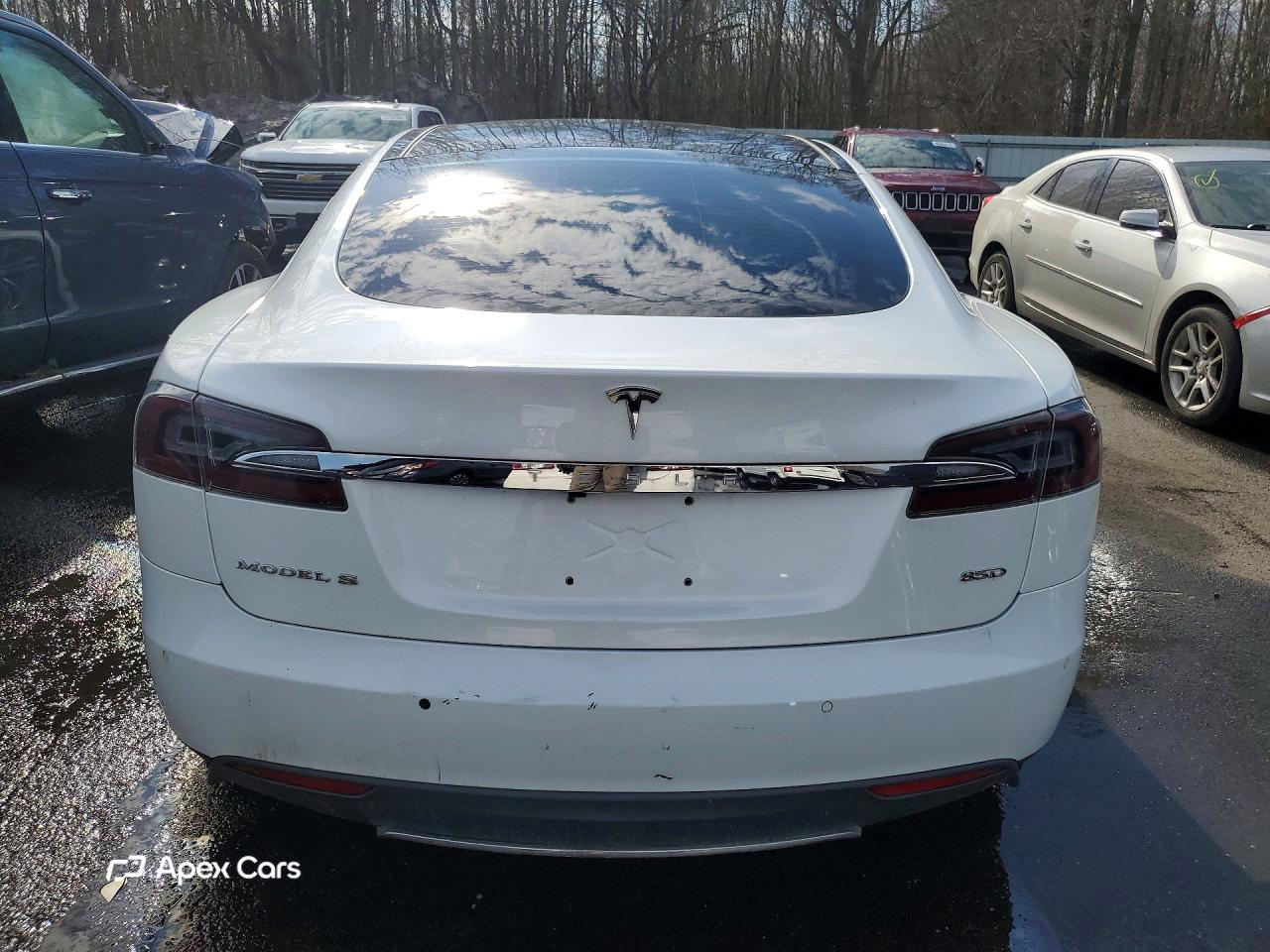 Tesla Model S 2015
