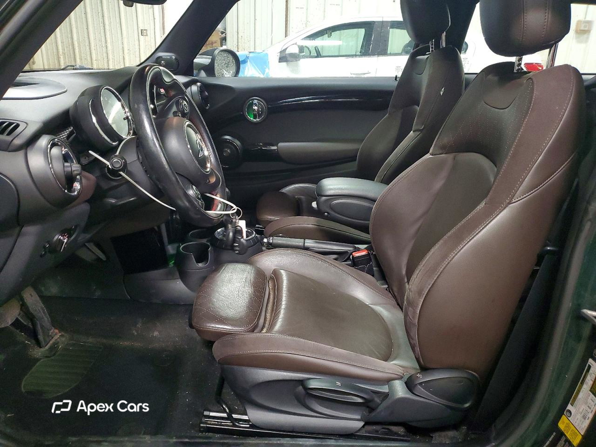 MINI Cooper 2015