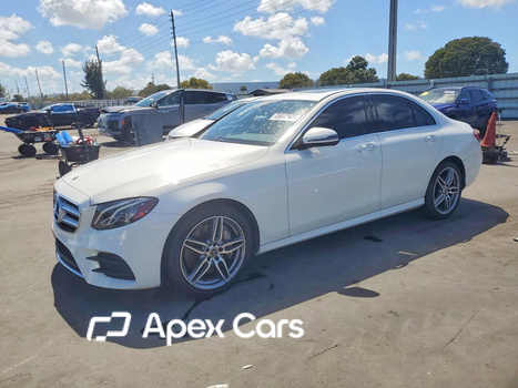 Mercedes-Benz E-klasse 2019 - Image 1 of 13