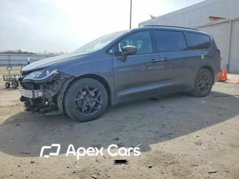 Chrysler Pacifica 2018 - Image 1 of 13