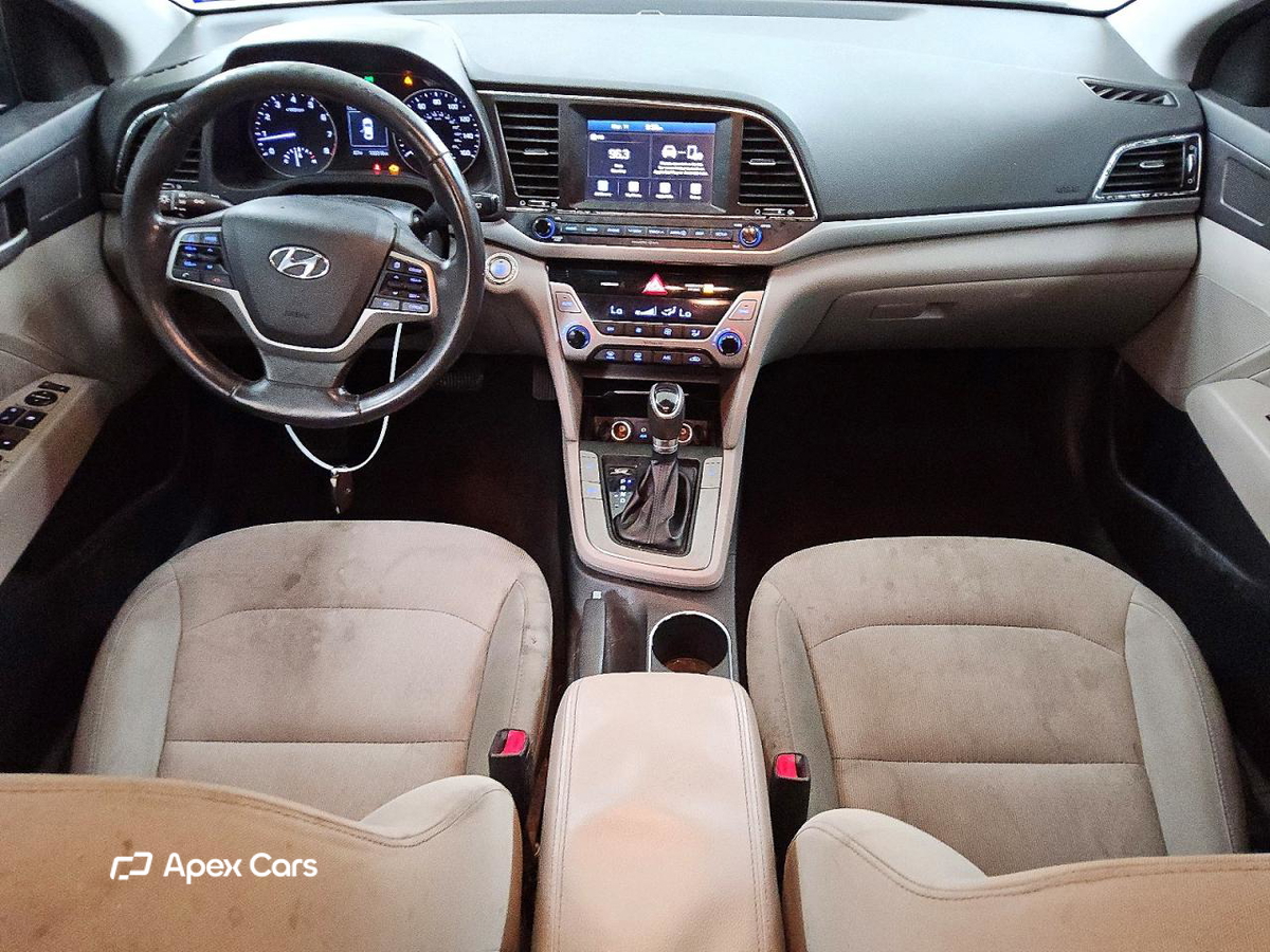 Hyundai Elantra 2017