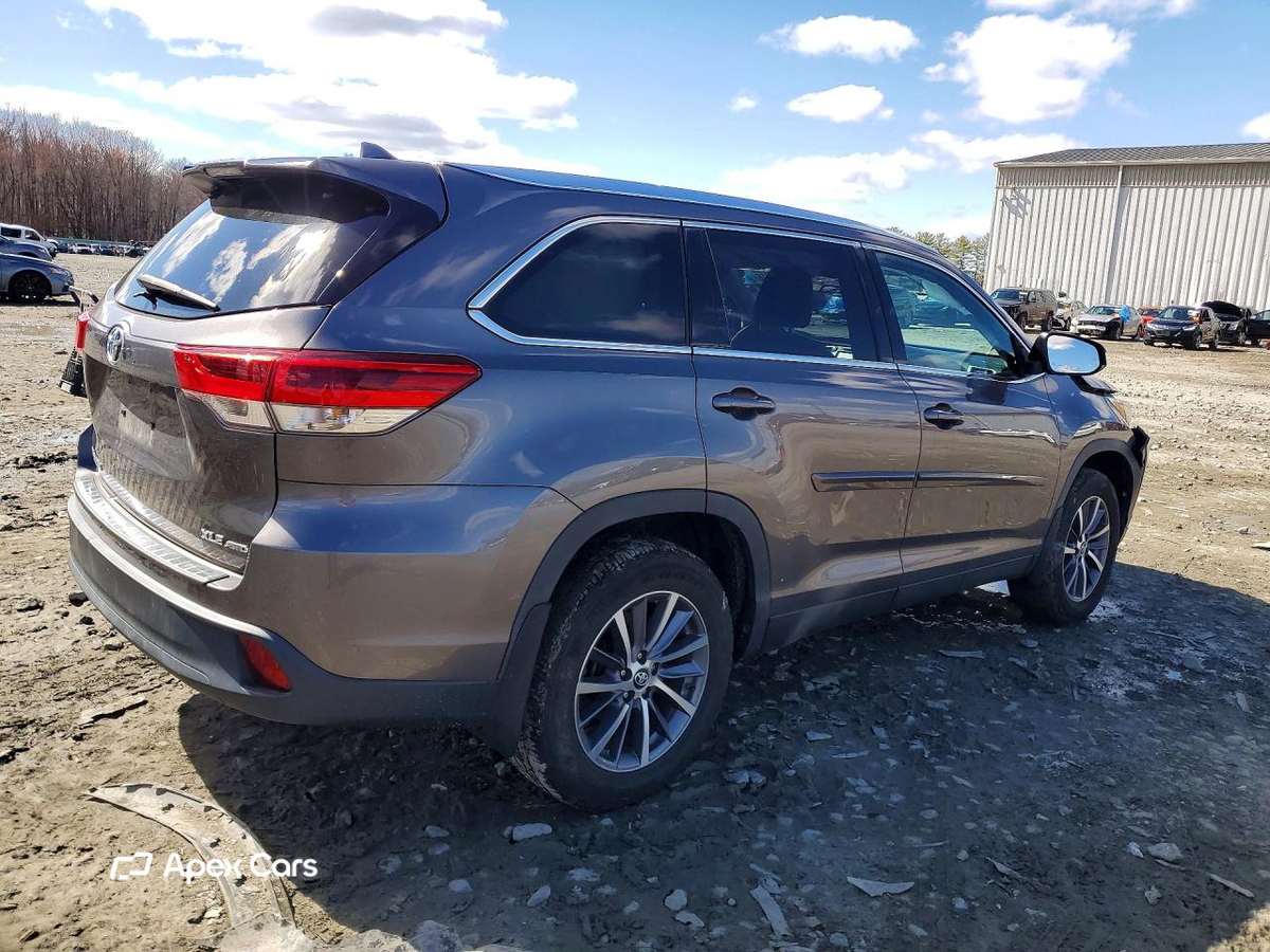Toyota Highlander 2019