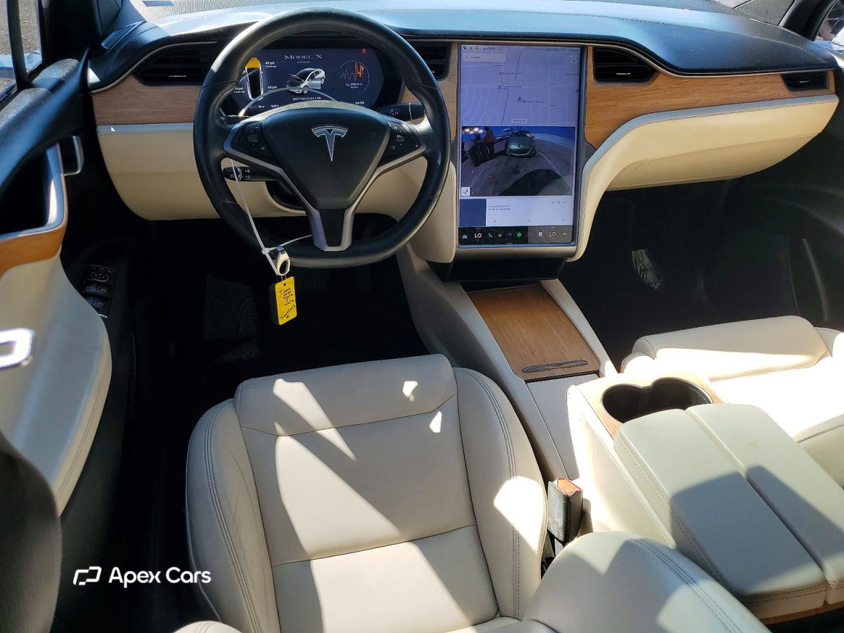 Tesla Model X 2020