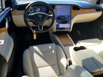 Tesla Model X 2020