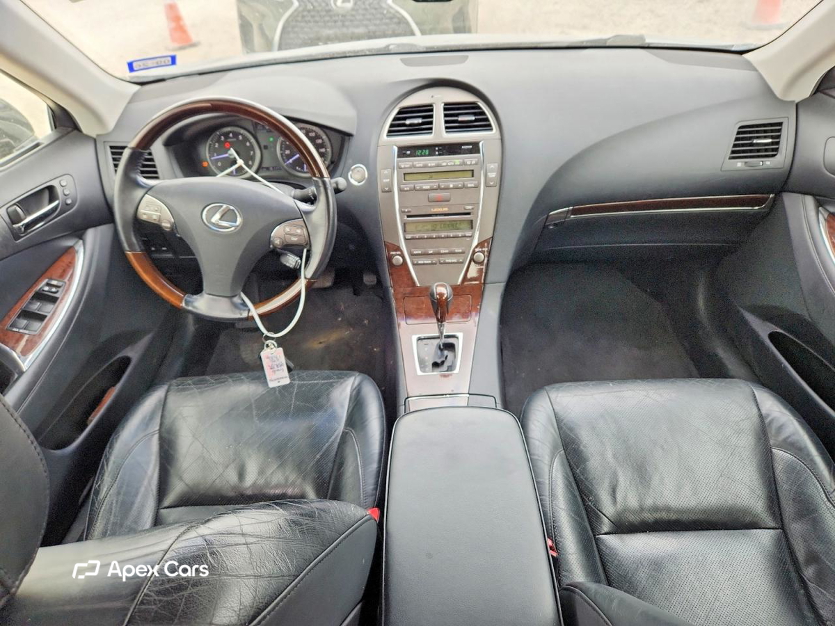 Lexus ES 2011