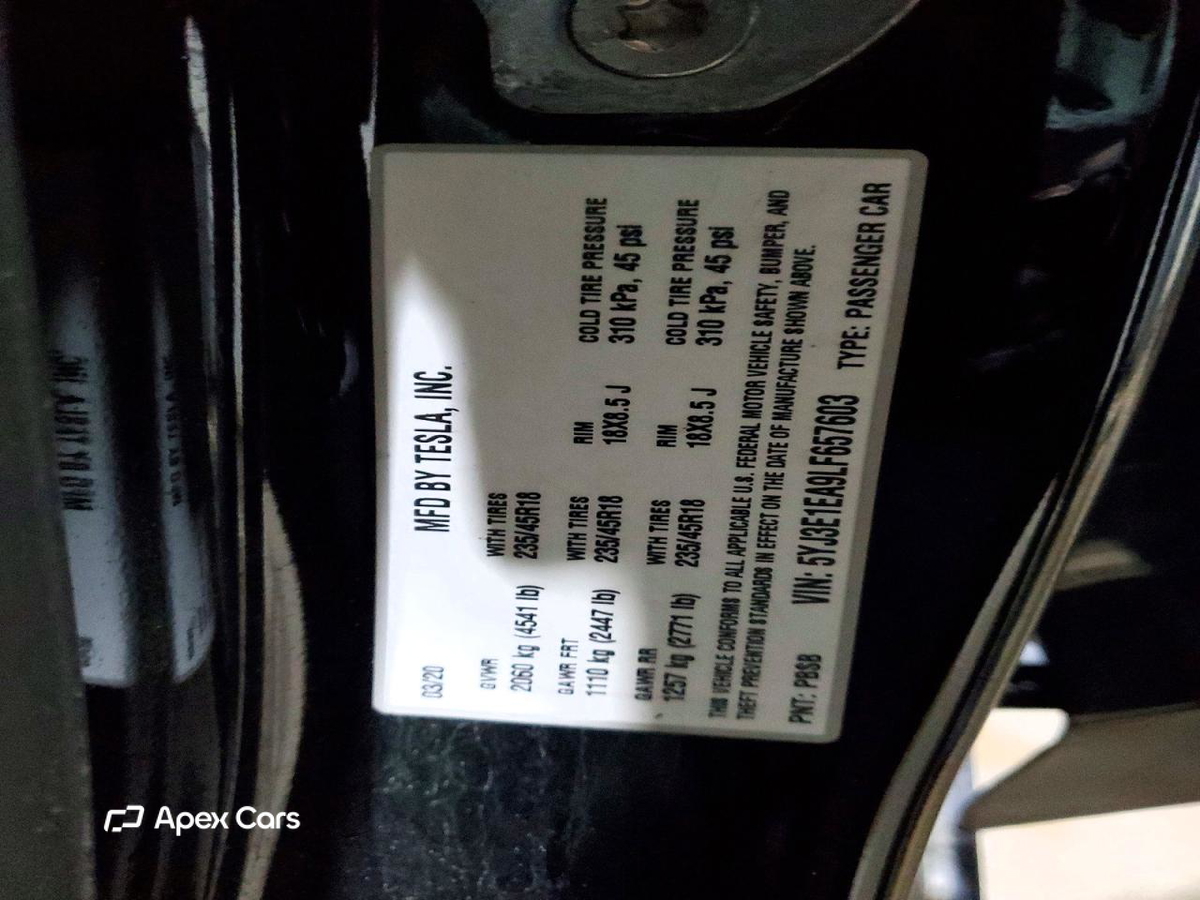 Tesla Model 3 2020