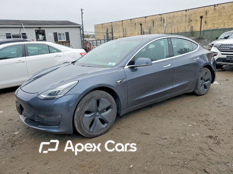 Tesla Model 3 2019 - Image 1 of 13