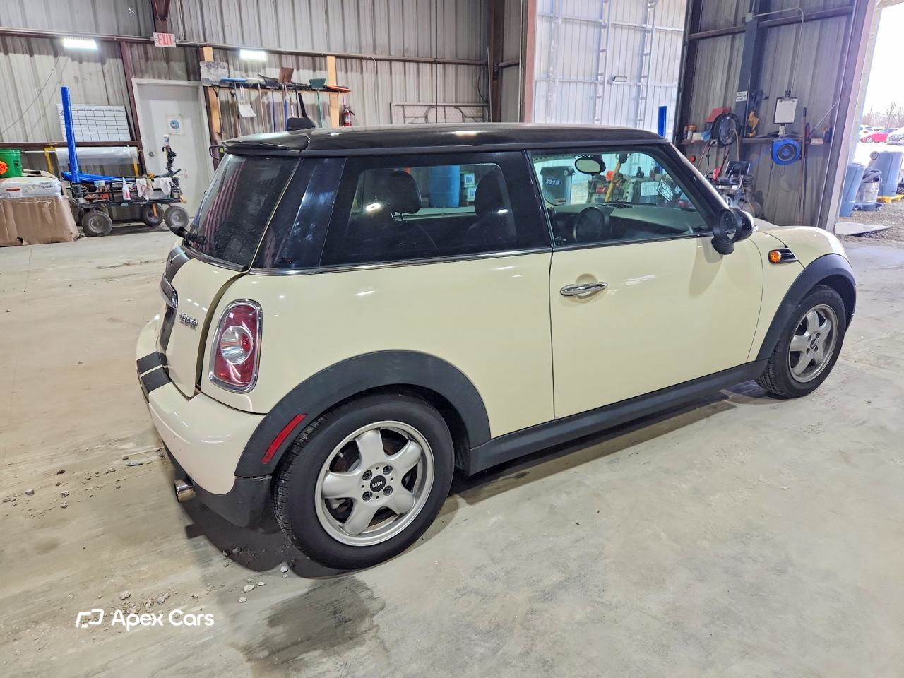 MINI Cooper 2011