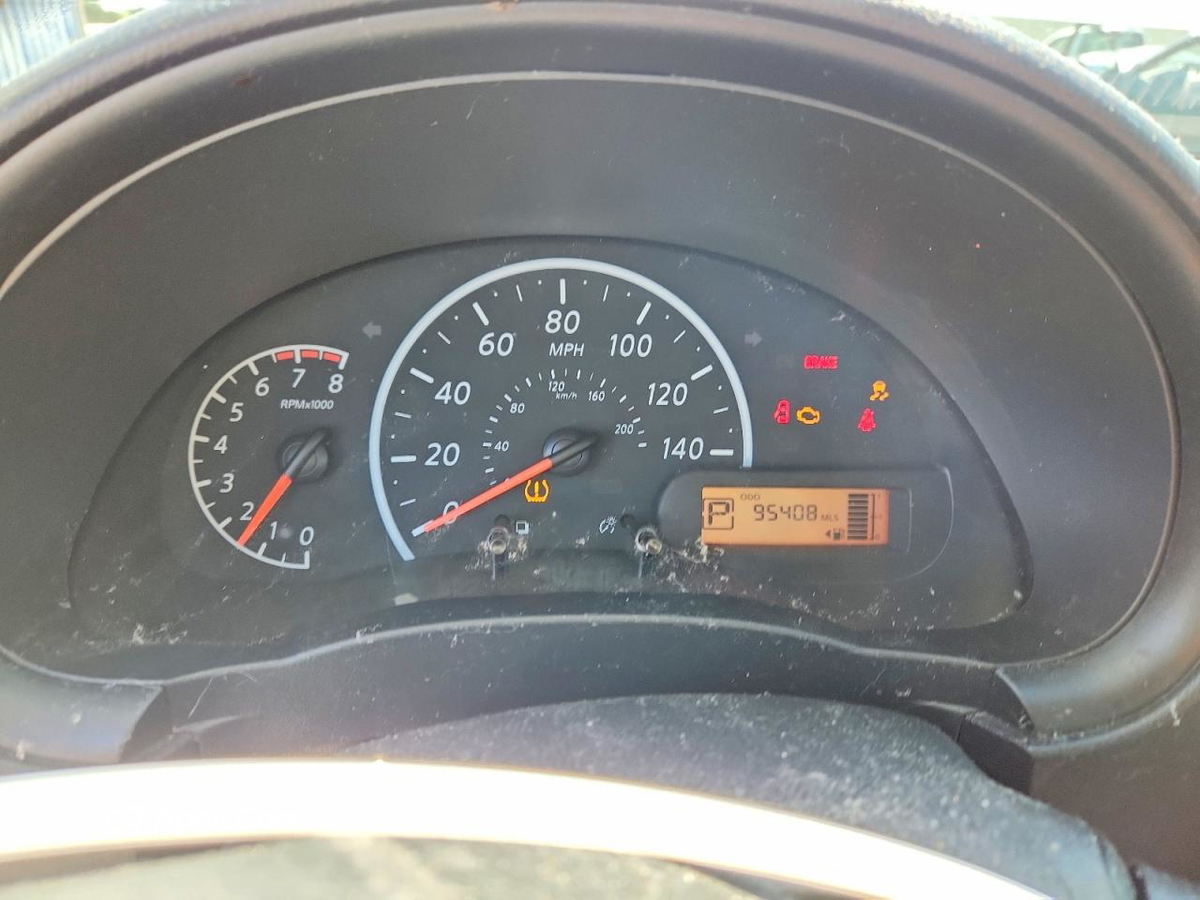 Nissan Versa 2016