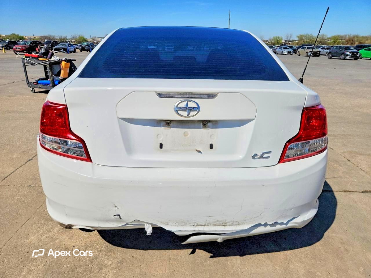 Scion tC 2011