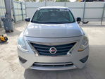 Nissan Versa 2015
