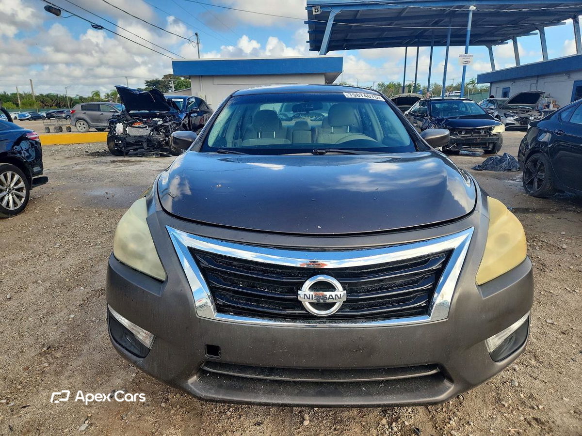 Nissan Altima 2013