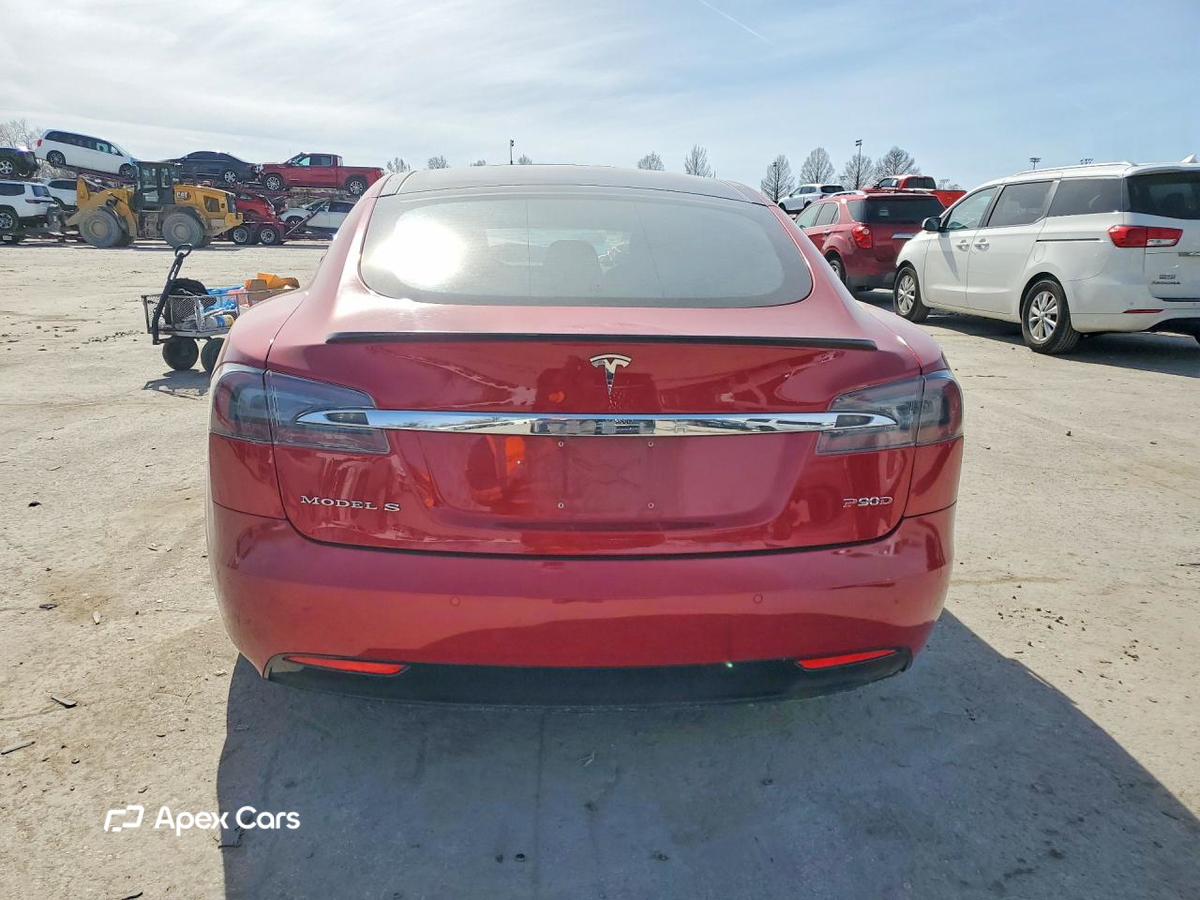 Tesla Model S 2016