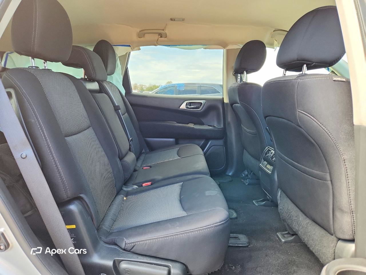 Nissan Pathfinder 2017