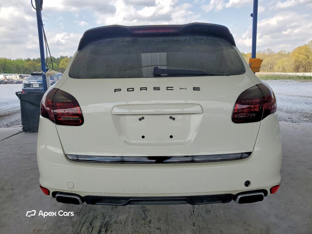 Porsche Cayenne 2011