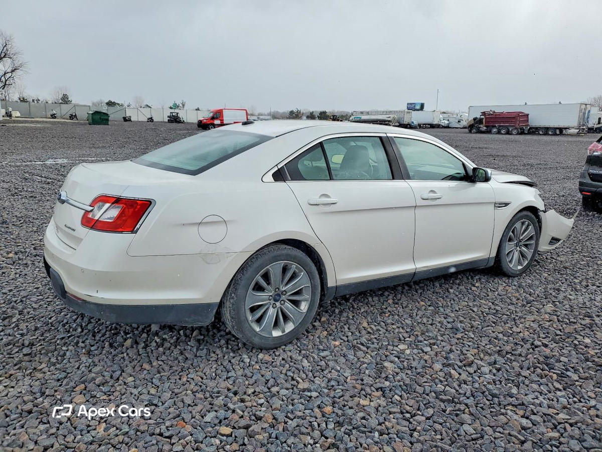 Ford Taurus 2011