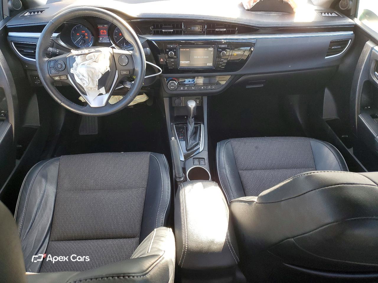 Toyota Corolla 2015