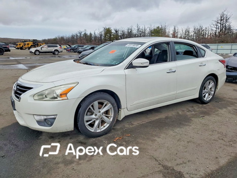 Nissan Altima 2015 - Image 1 of 12
