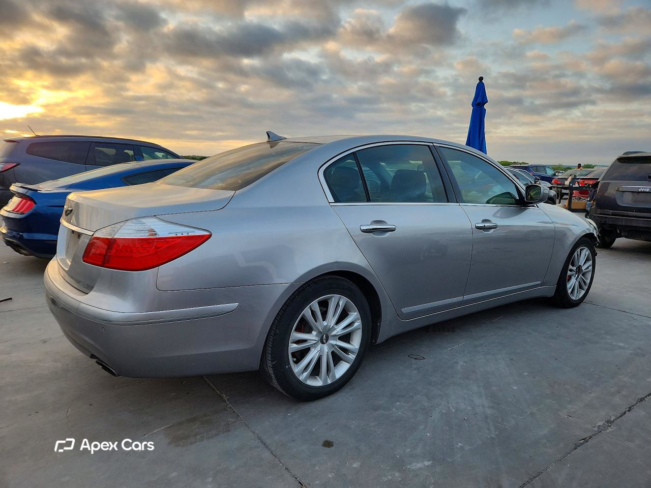 Hyundai Genesis 2010