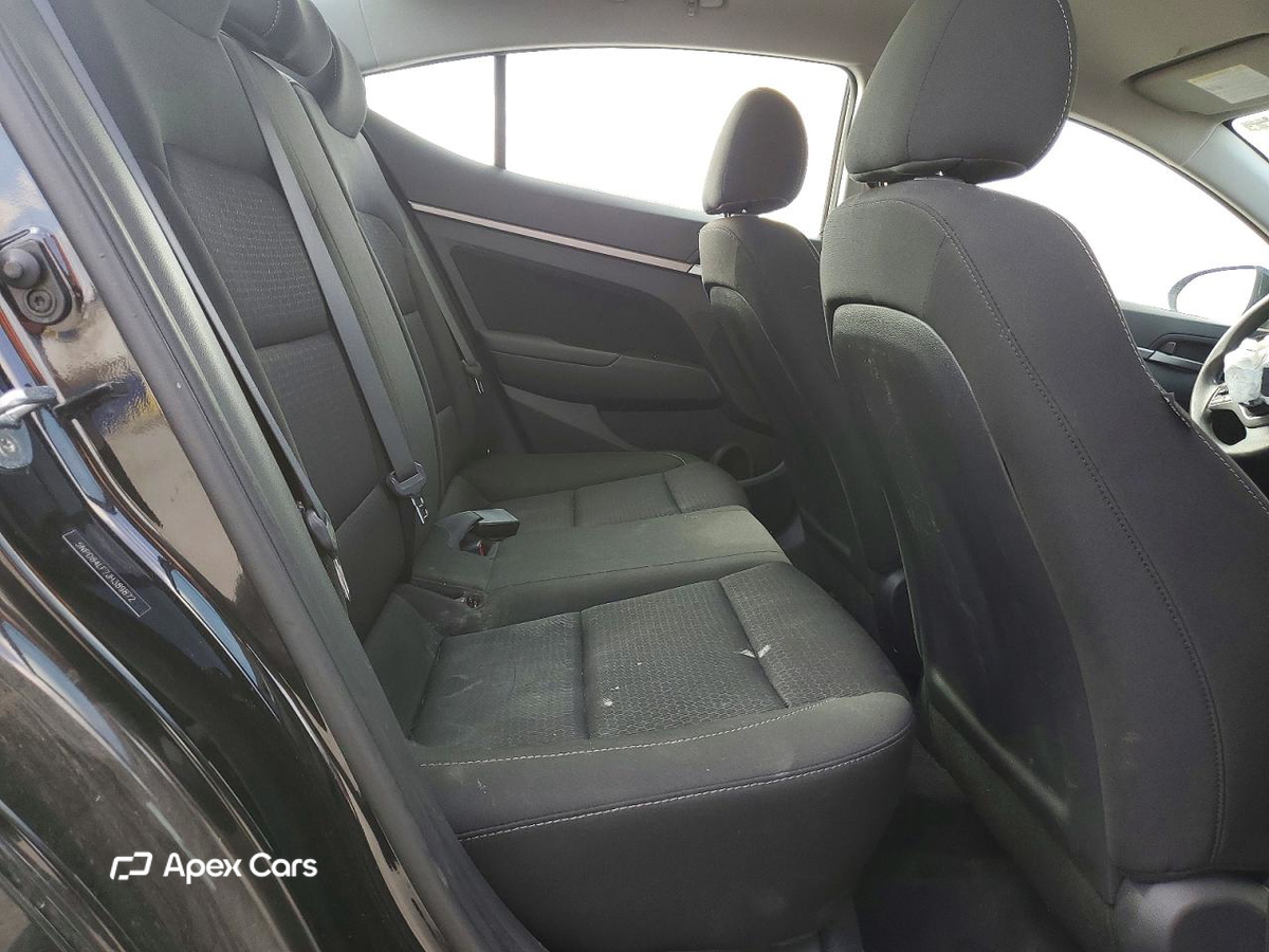 Hyundai Elantra 2018
