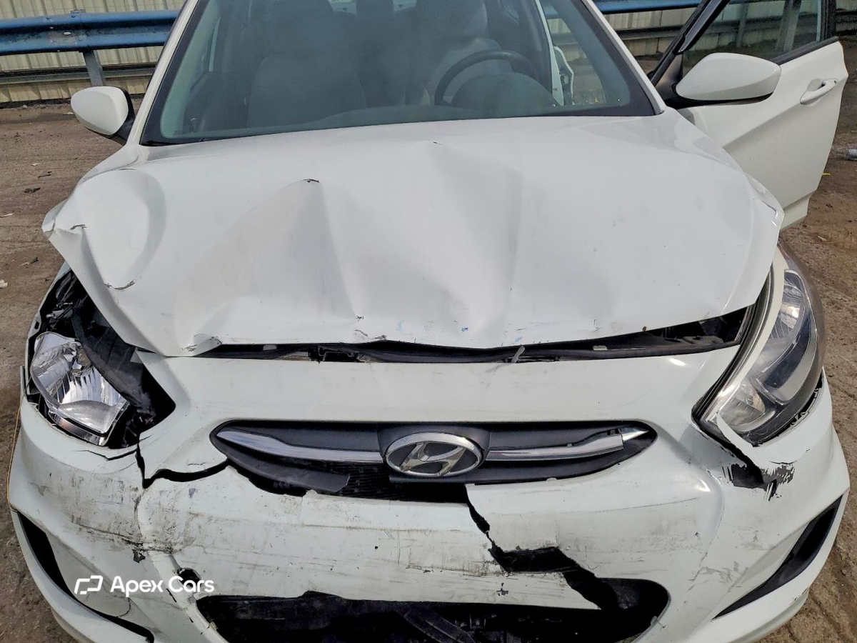 Hyundai Accent 2015