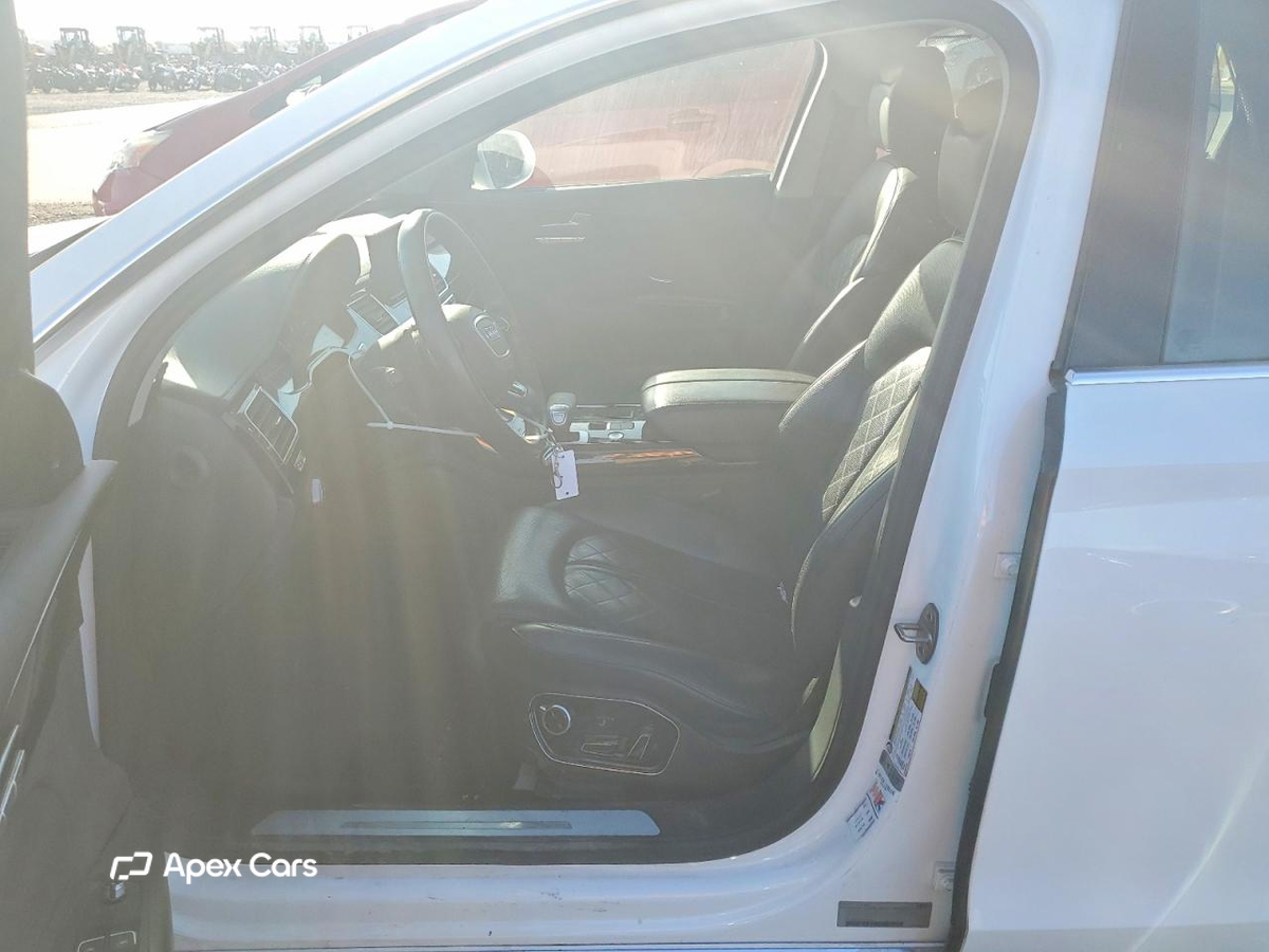 Audi A8 2014