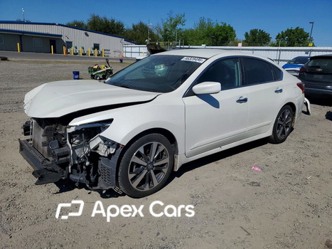 Nissan Altima 2017 - Zdjęcie 1 z 13