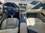 Lexus IS 2010