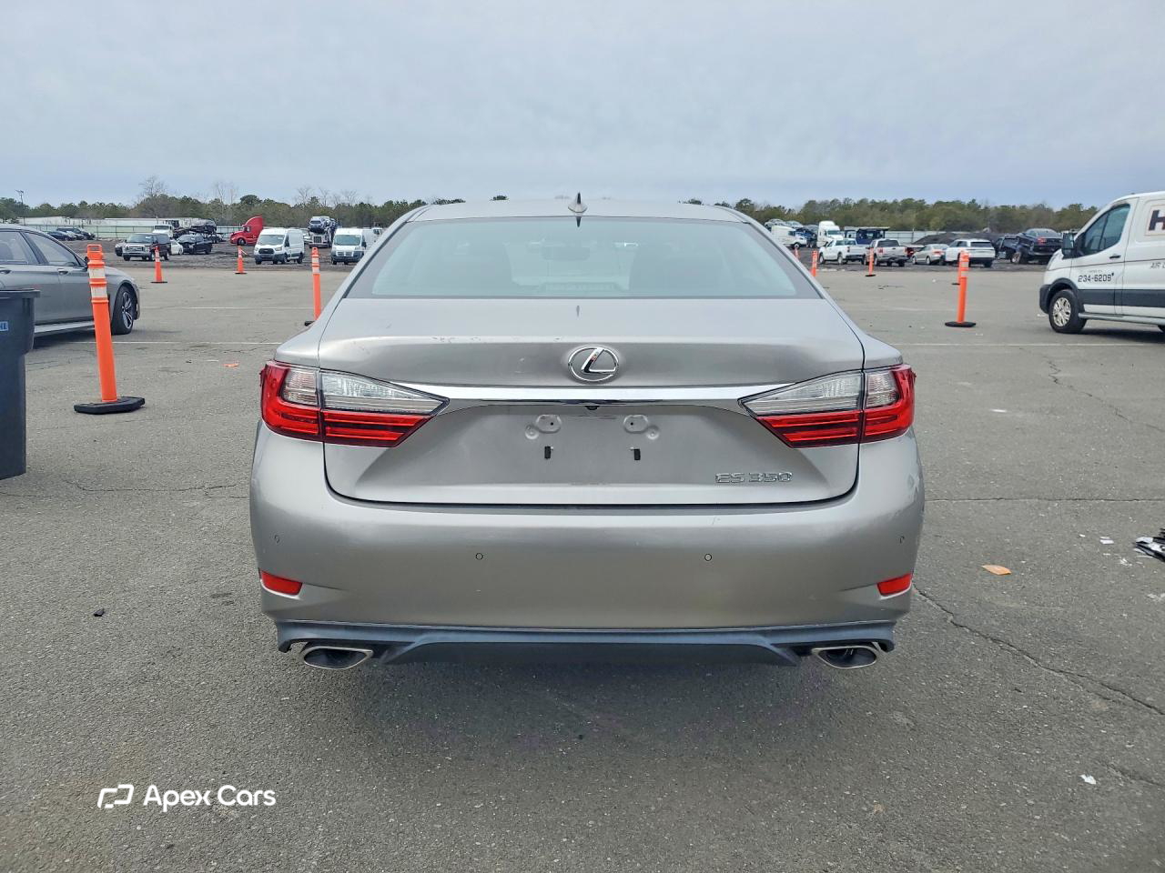 Lexus Sierra 2016