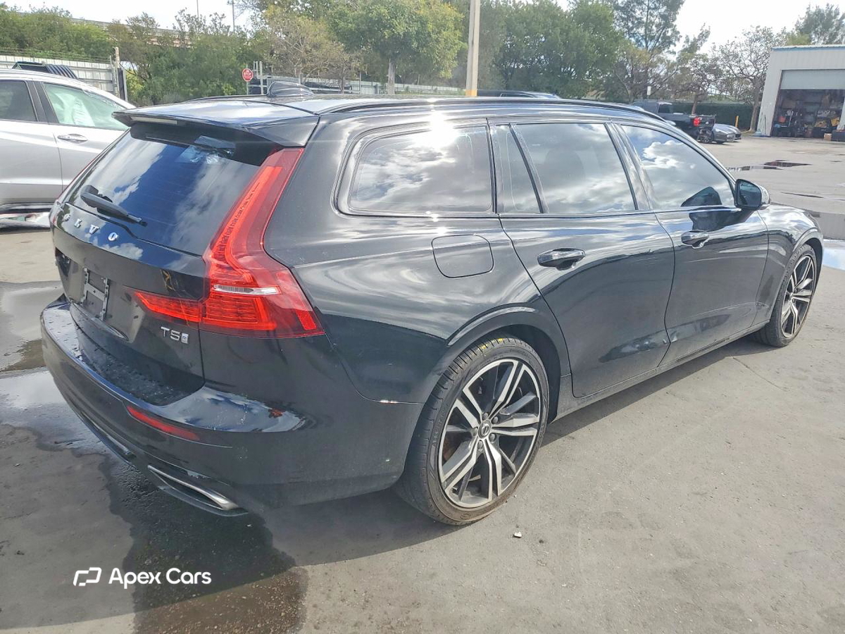 Volvo V60 2020