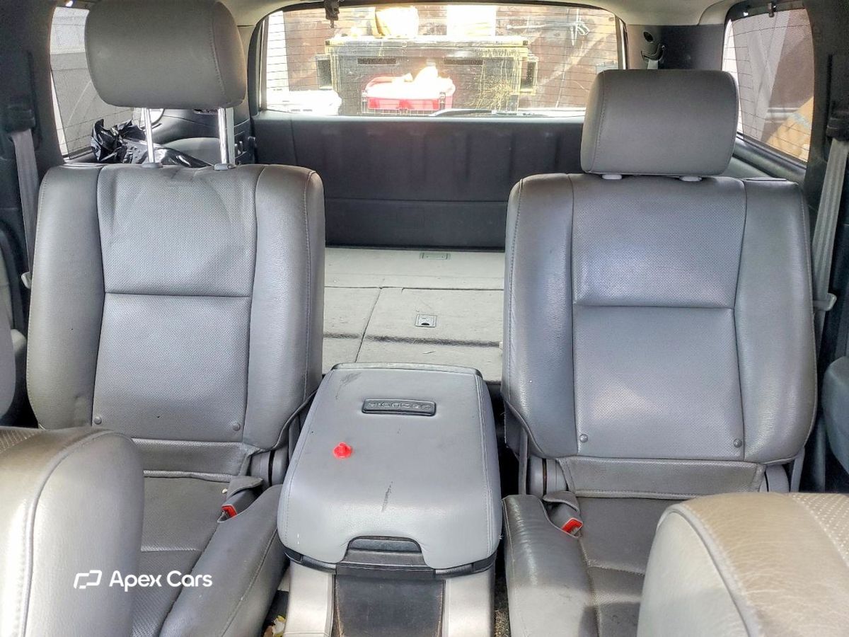Toyota Sequoia 2013