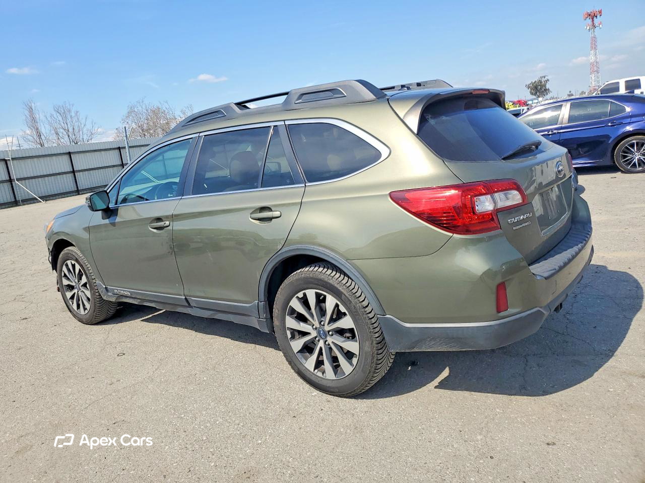 Subaru Outback 2015