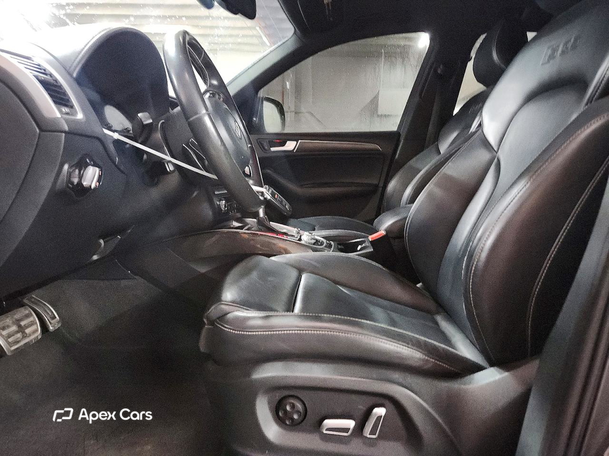 Audi SQ5 2015