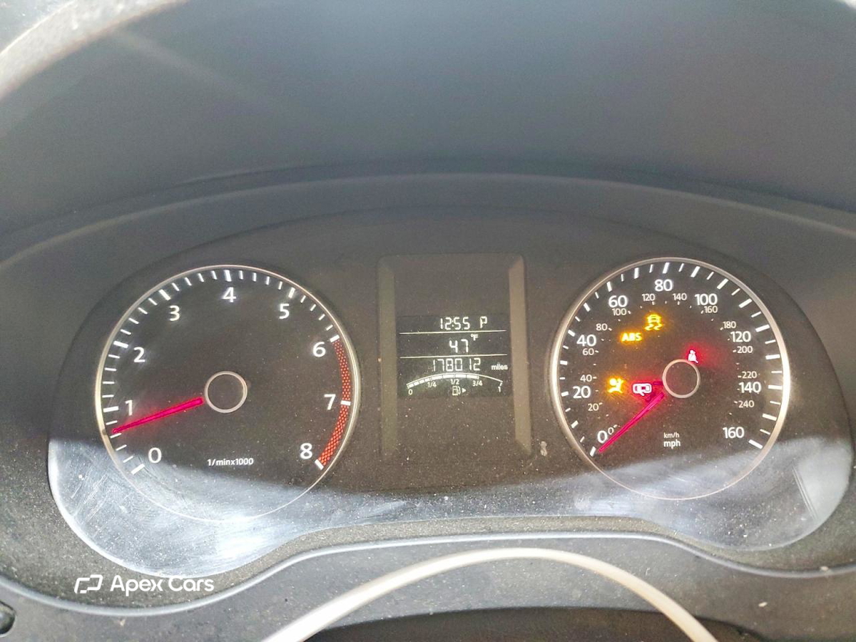 Volkswagen Jetta 2012