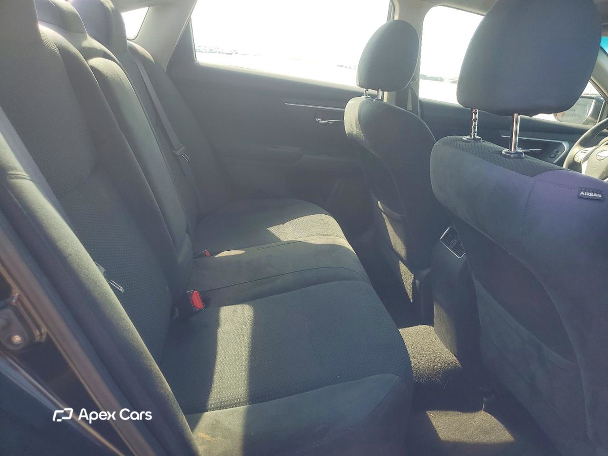 Nissan Altima 2015
