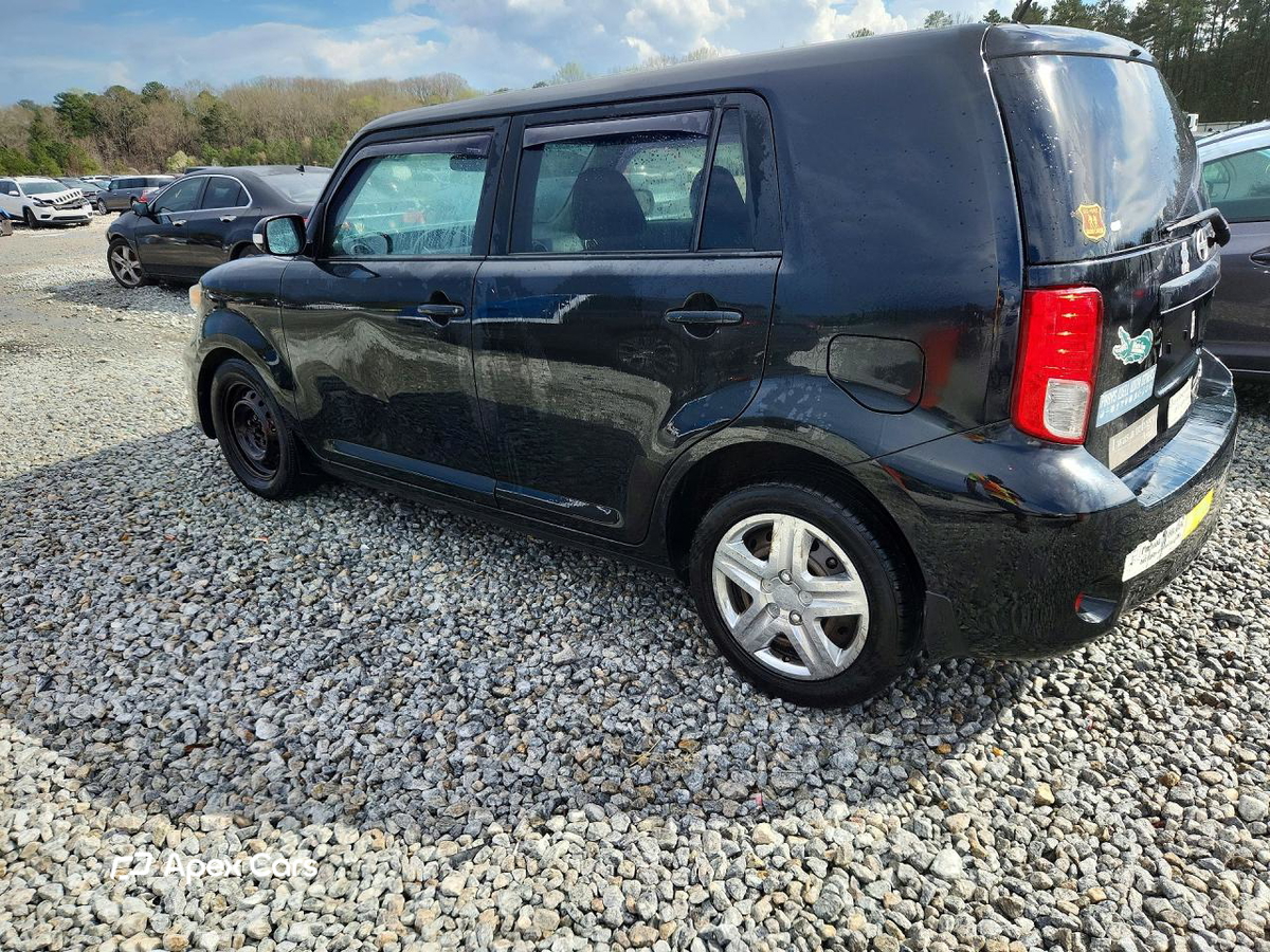 Scion xB 2011