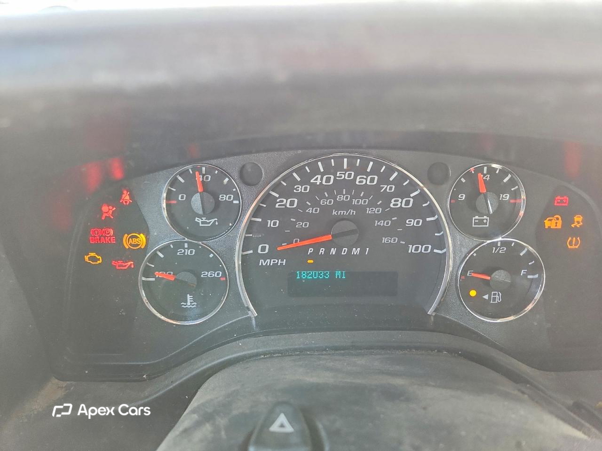 Chevrolet Express 2011