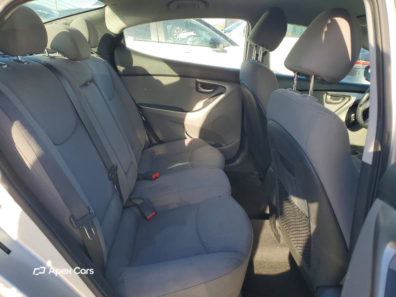 Hyundai Elantra 2015